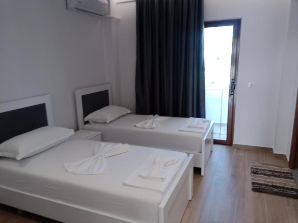 Hotel Opolonia Ksamil Exterior photo